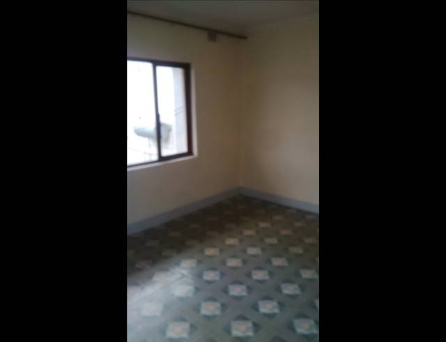 2.5 BEDROOM HOUSE RENTED IN WESTCLIFF